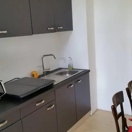 Apartment Sehr Grosse Monteurswohnung Nahe Berlin/potsdam *
